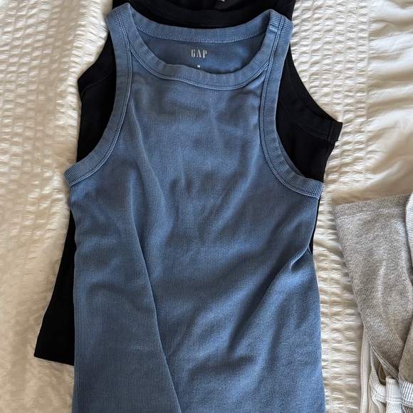 GAP Multi-Color Ribbed Tank Tops - Picture 4 of 5